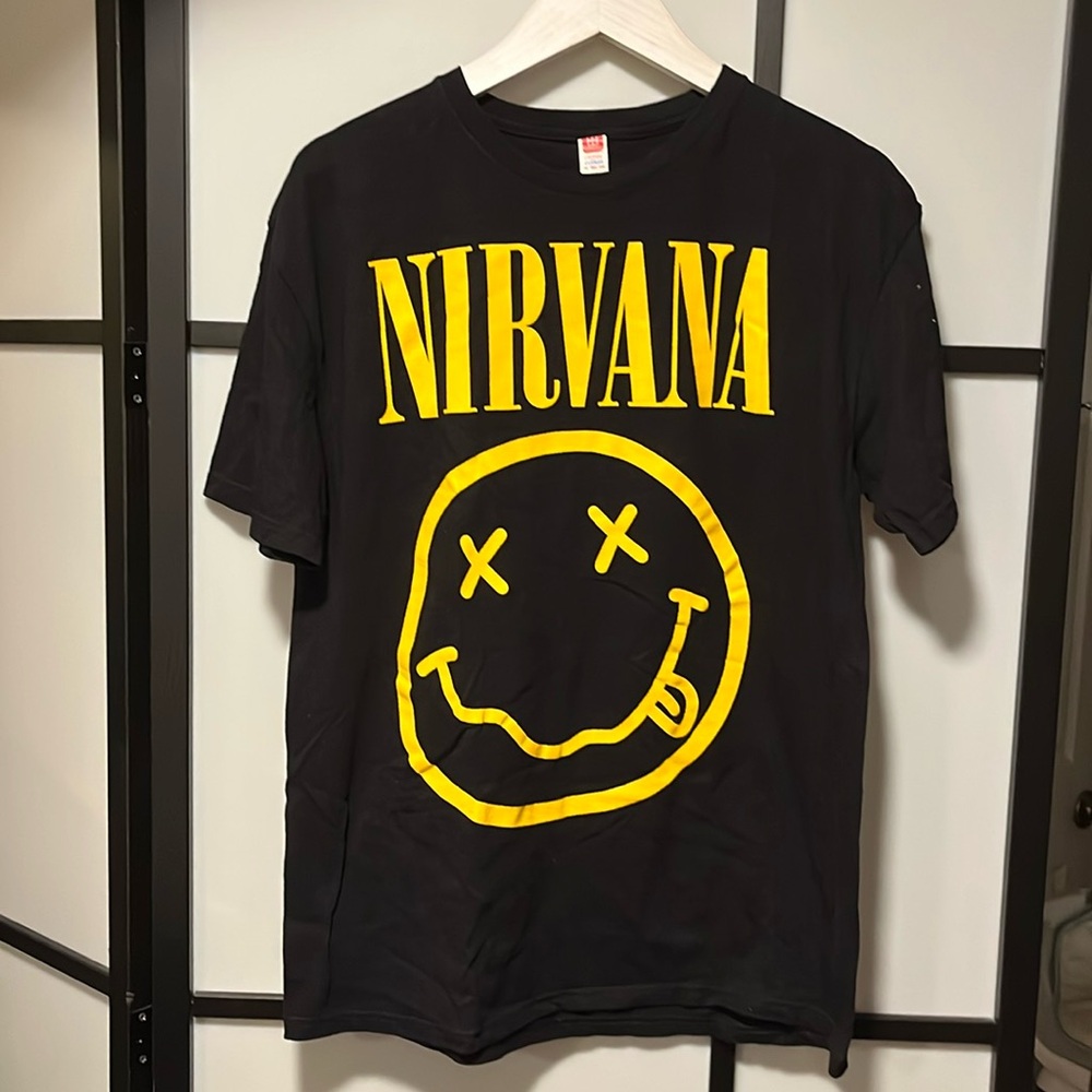 Nirvana Big Smiley Black Unisex Size Large T shirt Euro Cotton Brand